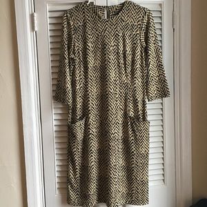 J. McLaughlin stretchy dress with pockets, M